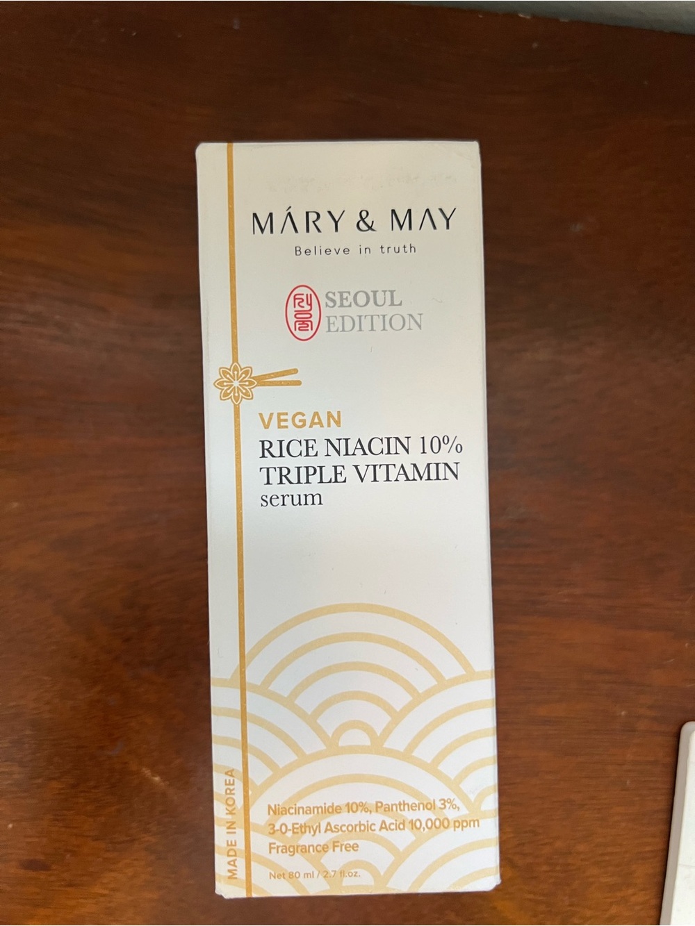 Vegan Rice Niacin 10% Triple Vitamin Serum - White/Gold